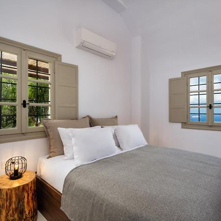 Azanti Suites - Adults Only Megalochori  Dış mekan fotoğraf