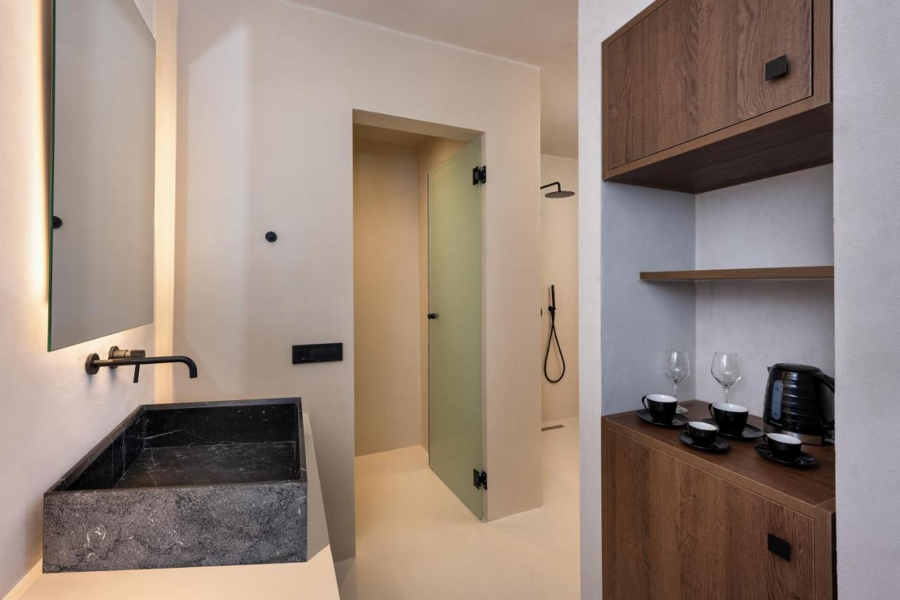 Azanti Suites - Adults Only Megalochori  Dış mekan fotoğraf